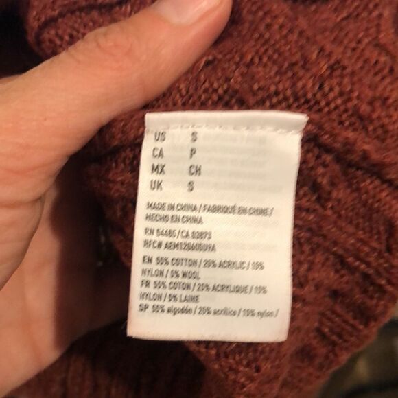 American Eagle Outfitters Cable Knit Sweater - Picture 7 of 9